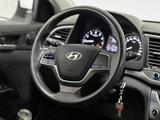 Hyundai Elantra 2018 годаүшін7 500 000 тг. в Актау – фото 3