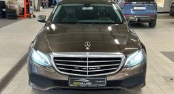 Mercedes-Benz E 200 2016 годаүшін13 990 000 тг. в Астана – фото 2