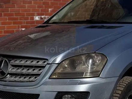 Mercedes-Benz ML 350 2006 года за 6 900 000 тг. в Павлодар – фото 2