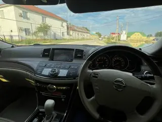 Nissan Fuga, 2004