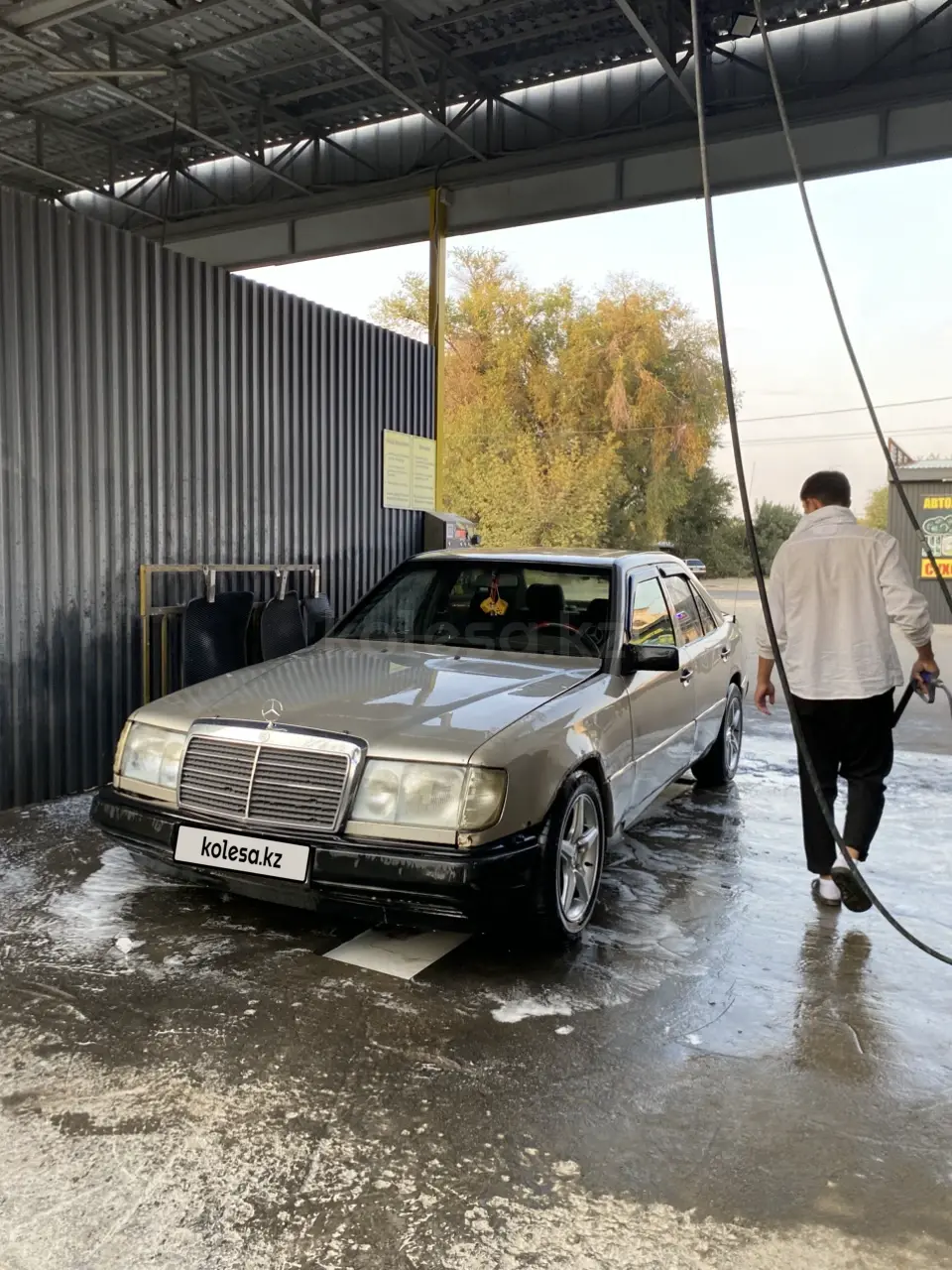 Mercedes-Benz 190, 1992