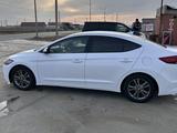 Hyundai Elantra 2016 года за 5 000 000 тг. в Атырау – фото 2