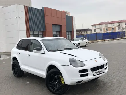 Porsche Cayenne 2006 года за 6 000 000 тг. в Жанаозен