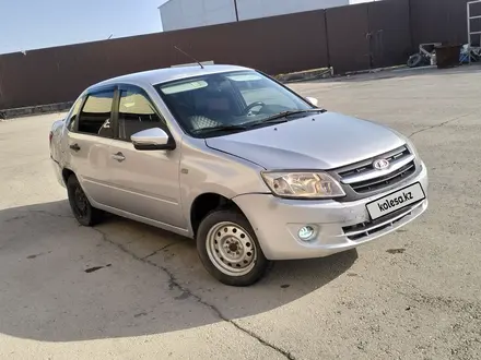 ВАЗ (Lada) Granta 2190 2013 года за 2 300 000 тг. в Атырау – фото 4