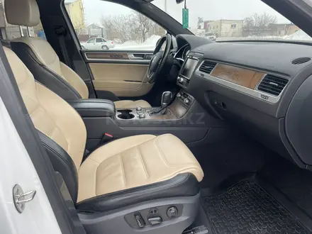 Volkswagen Touareg 2016 года за 27 900 000 тг. в Караганда – фото 32