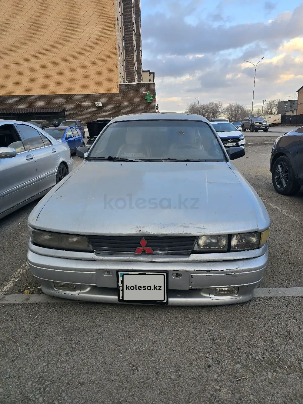 Mitsubishi Galant, 1992