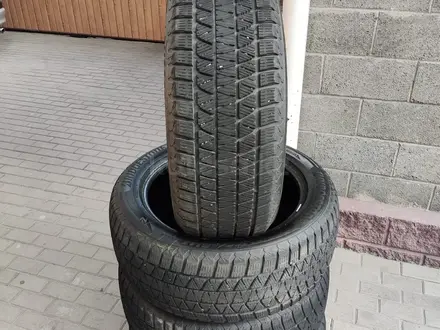 Bridgestone комплект зима. за 300 000 тг. в Алматы