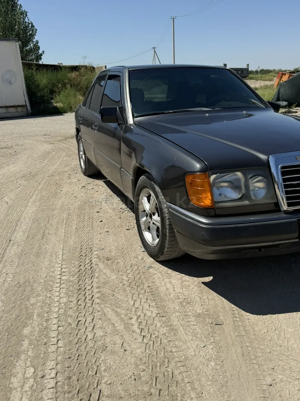 Mercedes-Benz E-Class, 1991