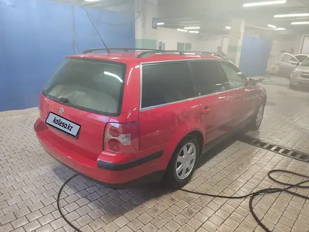 Volkswagen Passat 2002 года за 2 750 000 тг. в Астана – фото 16