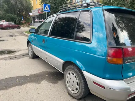 Mitsubishi Space Runner 1993 года за 2 500 000 тг. в Усть-Каменогорск – фото 4