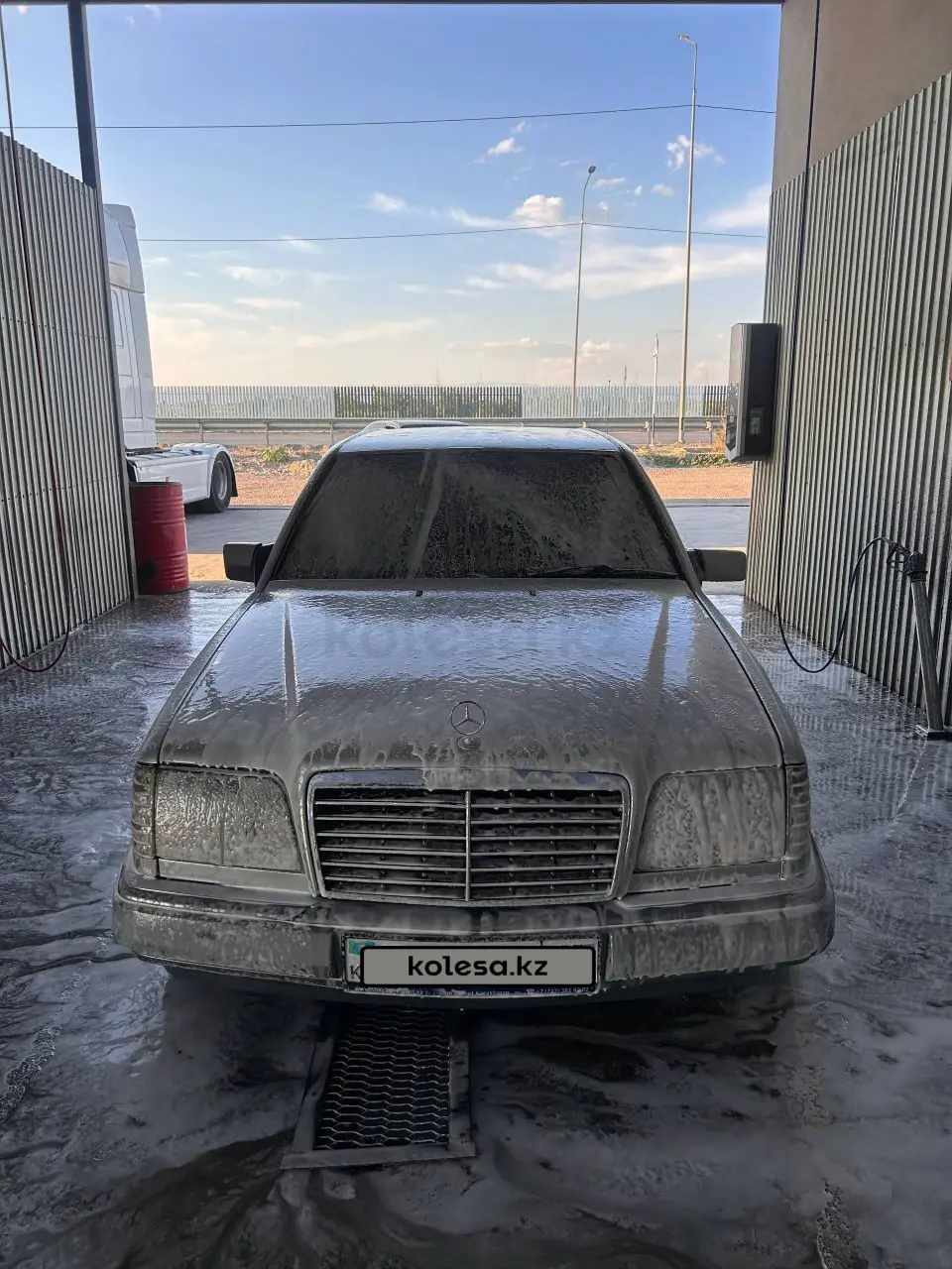 Mercedes-Benz E-Class, 1995