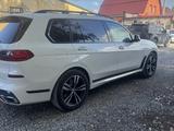 BMW X7 2020 года за 41 200 000 тг. в Караганда – фото 3