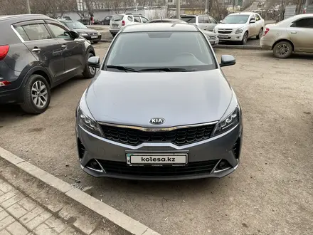 Kia Rio 2020 года за 8 450 000 тг. в Астана