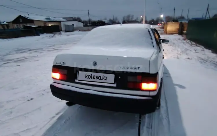 Volkswagen Passat 1992 годаfor1 200 000 тг. в Астана