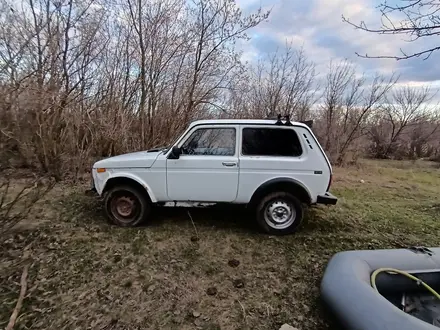 ВАЗ (Lada) Lada 2121 2000 года за 800 000 тг. в Уральск – фото 4