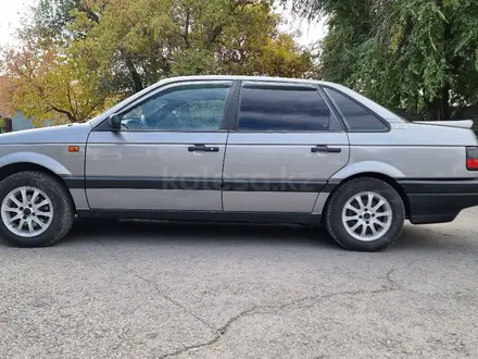 Volkswagen Passat 1993 года за 1 600 000 тг. в Караганда – фото 11