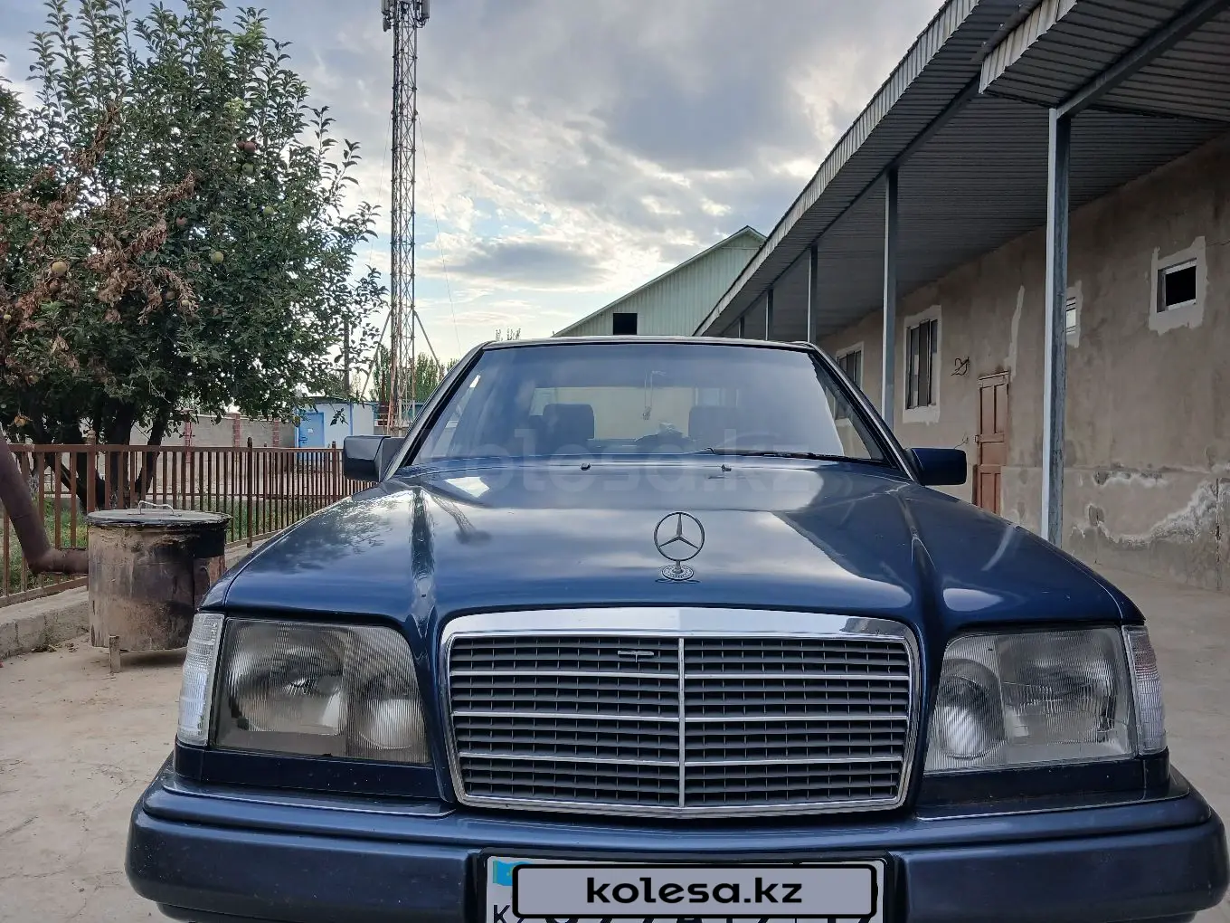 Mercedes-Benz E-Class, 1993