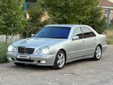 Mercedes-Benz E 320 2002 годаүшін5 550 000 тг. в Туркестан – фото 2