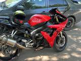 Yamaha  YZF-R1 2004 года за 2 600 000 тг. в Астана – фото 2