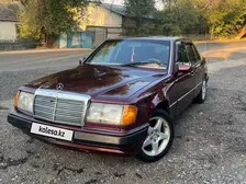 Mercedes-Benz E-Class, 1993