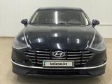 Hyundai Sonata 2021 годаүшін8 096 850 тг. в Астана – фото 2