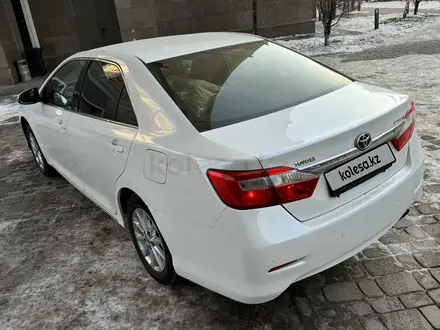 Toyota Camry 2014 года за 7 800 000 тг. в Астана – фото 4