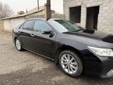 Toyota Camry 2014 года за 5 500 000 тг. в Караганда