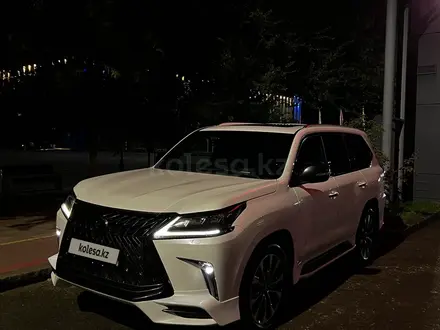 Lexus LX 570 2016 года за 38 700 000 тг. в Уральск – фото 3