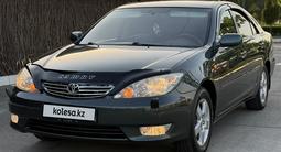 Toyota Camry 2004 годаүшін7 300 000 тг. в Тараз