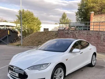 Tesla Model S 2014 года за 25 000 000 тг. в Алматы – фото 3