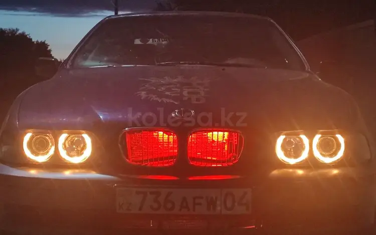 BMW 520 1998 года за 1 800 000 тг. в Актобе