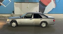 Mercedes-Benz E 220 1995 годаfor3 000 000 тг. в Шымкент – фото 3