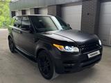 Land Rover Range Rover Sport 2015 года за 18 750 000 тг. в Астана – фото 2