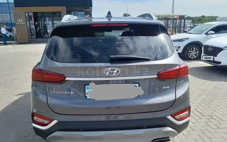 Hyundai Santa Fe 2020 года за 14 000 000 тг. в Караганда