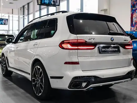 BMW X7 XDrive 40i 2024 года за 75 412 505 тг. в Петропавловск – фото 4