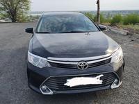 Toyota Camry 2015 годаfor11 000 000 тг. в Семей