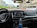 Toyota Highlander 2019 года за 14 111 111 тг. в Астана – фото 7