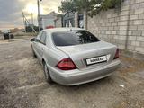 Mercedes-Benz S 320 2000 годаfor3 200 000 тг. в Караганда – фото 3