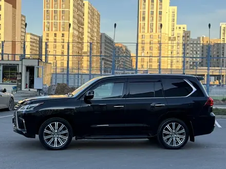 Lexus LX 570 2015 года за 35 500 000 тг. в Астана – фото 4