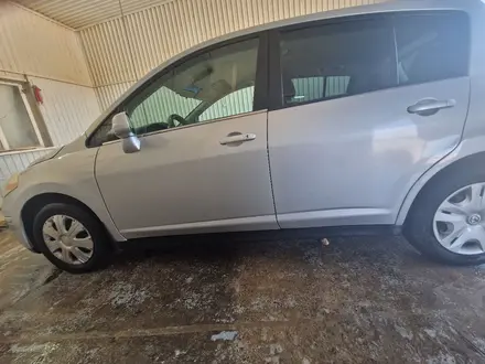 Nissan Versa 2010 года за 3 500 000 тг. в Жанаозен – фото 7