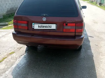 Volkswagen Passat 1993 года за 1 700 000 тг. в Алматы – фото 10