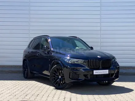 BMW X5 2023 года за 45 500 000 тг. в Астана – фото 2