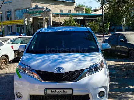 Toyota Sienna 2014 года за 11 000 000 тг. в Шымкент – фото 11