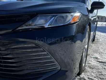 Toyota Camry 2020 года за 7 700 000 тг. в Кокшетау – фото 4