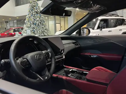 Lexus RX 350 F Sport+ 2025 года за 47 290 000 тг. в Алматы – фото 6