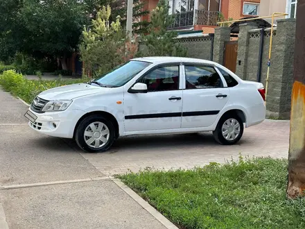 ВАЗ (Lada) Granta 2190 2014 года за 2 000 000 тг. в Астана