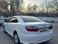 Toyota Camry 2015 года за 10 100 000 тг. в Алматы – фото 5
