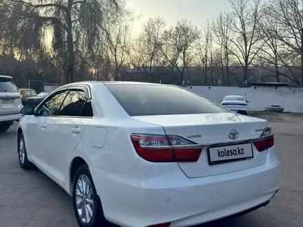 Toyota Camry 2015 года за 10 100 000 тг. в Алматы – фото 5