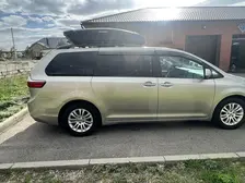 Toyota Sienna, 2015