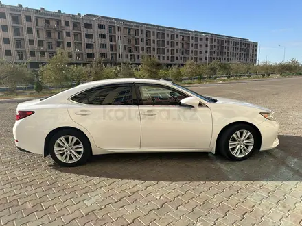 Lexus ES 250 2015 года за 11 700 000 тг. в Актау